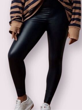 ✨Aerie OFFLINE Real Luxe High Rise Faux Leather Leggings Black XL